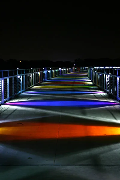 Kruidenier Trail Bridge at Gray's Lake Park