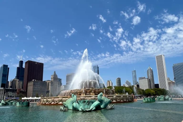 Buckingham Fountain at Grant Park