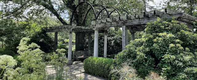 Ault Park Pavilion at Ault Park