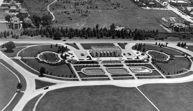 Cheesman Park walking loop at Cheesman Park