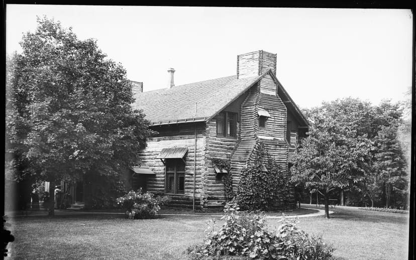 Palmer Park Log Cabin at Palmer Park