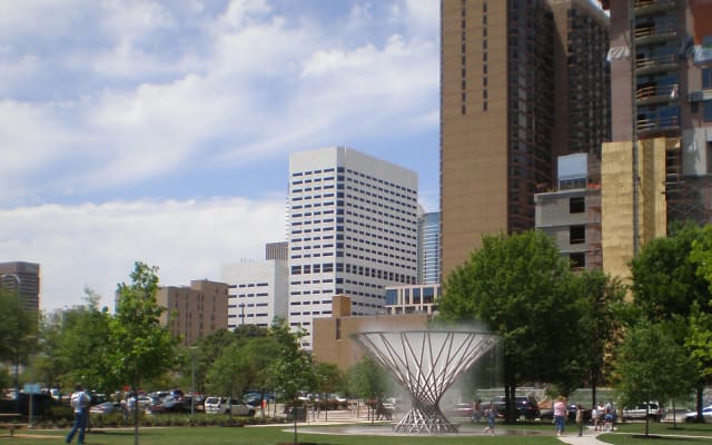 Kinder Large Dog Run at Discovery Green