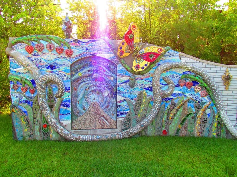 Oshman Meditation Wall at Smither Park