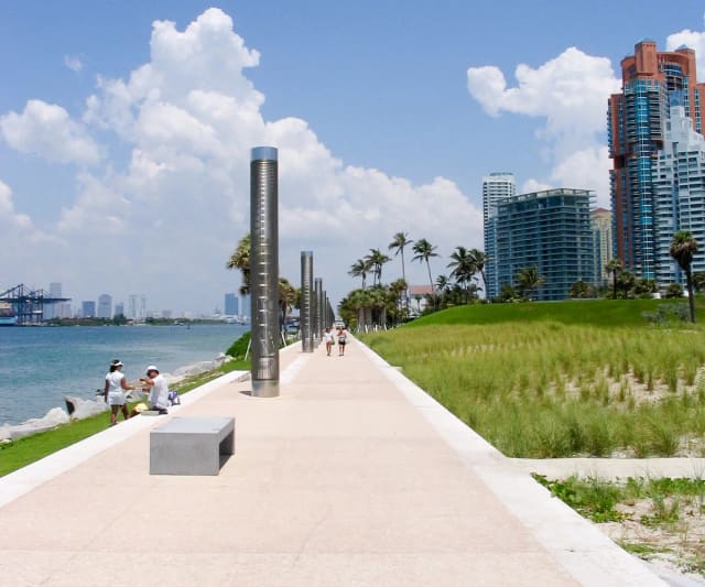 South Pointe Promenade at South Pointe Park