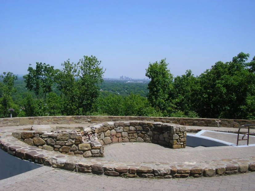 North Scenic Overlook at Iroquois Park