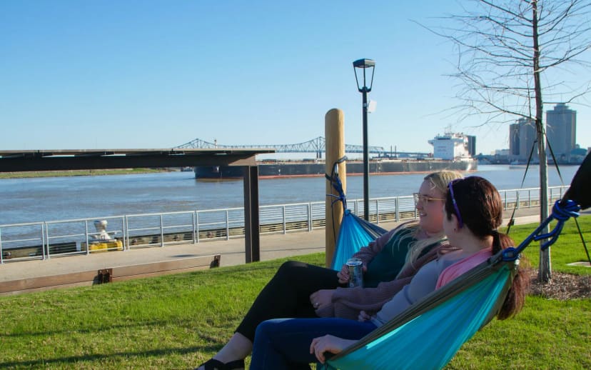Bienville Street river overlook at Goldring Woldenberg Riverfront Park