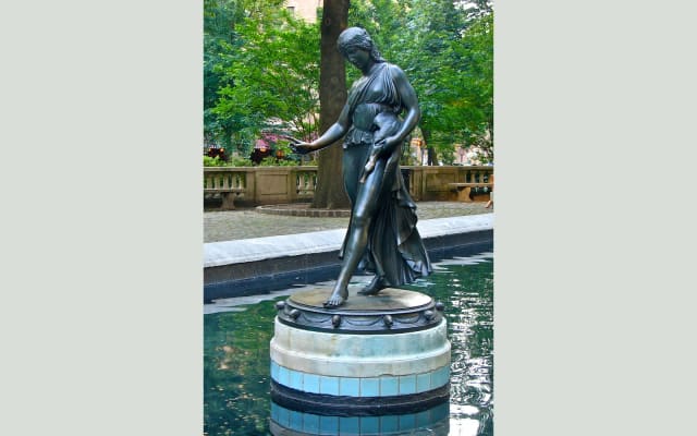 Duck Girl at Rittenhouse Square