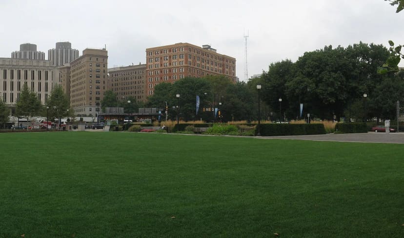 Schenley Plaza at Schenley Park