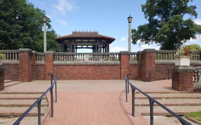 Peninsula Park Community Center at Peninsula Park