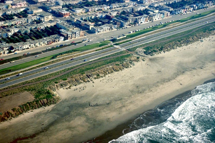 Sloat Boulevard promenade access at Ocean Beach