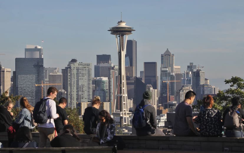 West Highland Drive arrival at Kerry Park