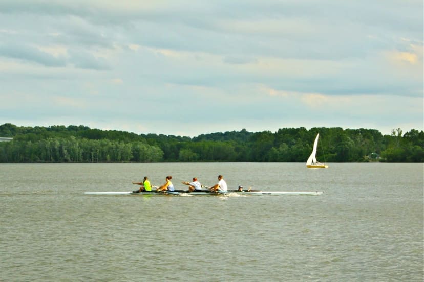 Creve Coeur Lake Memorial Park in the St. Louis area