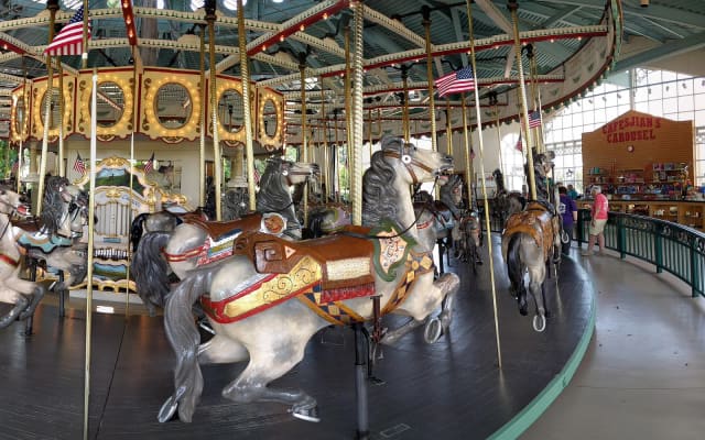 Como Town Amusement Park at Como Regional Park