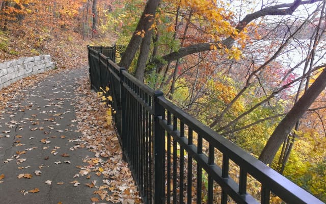 Winchell Trail at Mississippi Gorge Regional Park