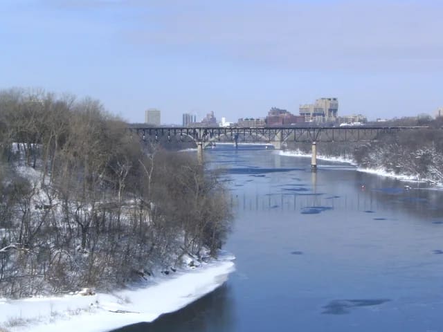Riverside Park at Mississippi Gorge Regional Park