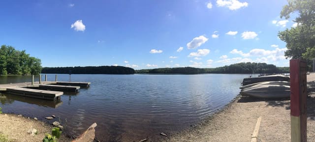 Burke Lake Marina at Burke Lake Park